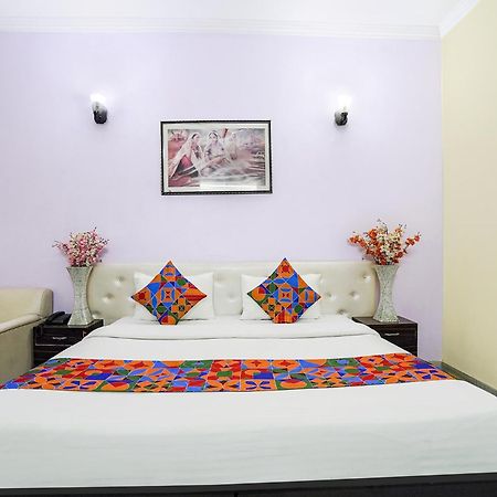Fabexpress Ivy Inn Sector 35 نويدا المظهر الخارجي الصورة