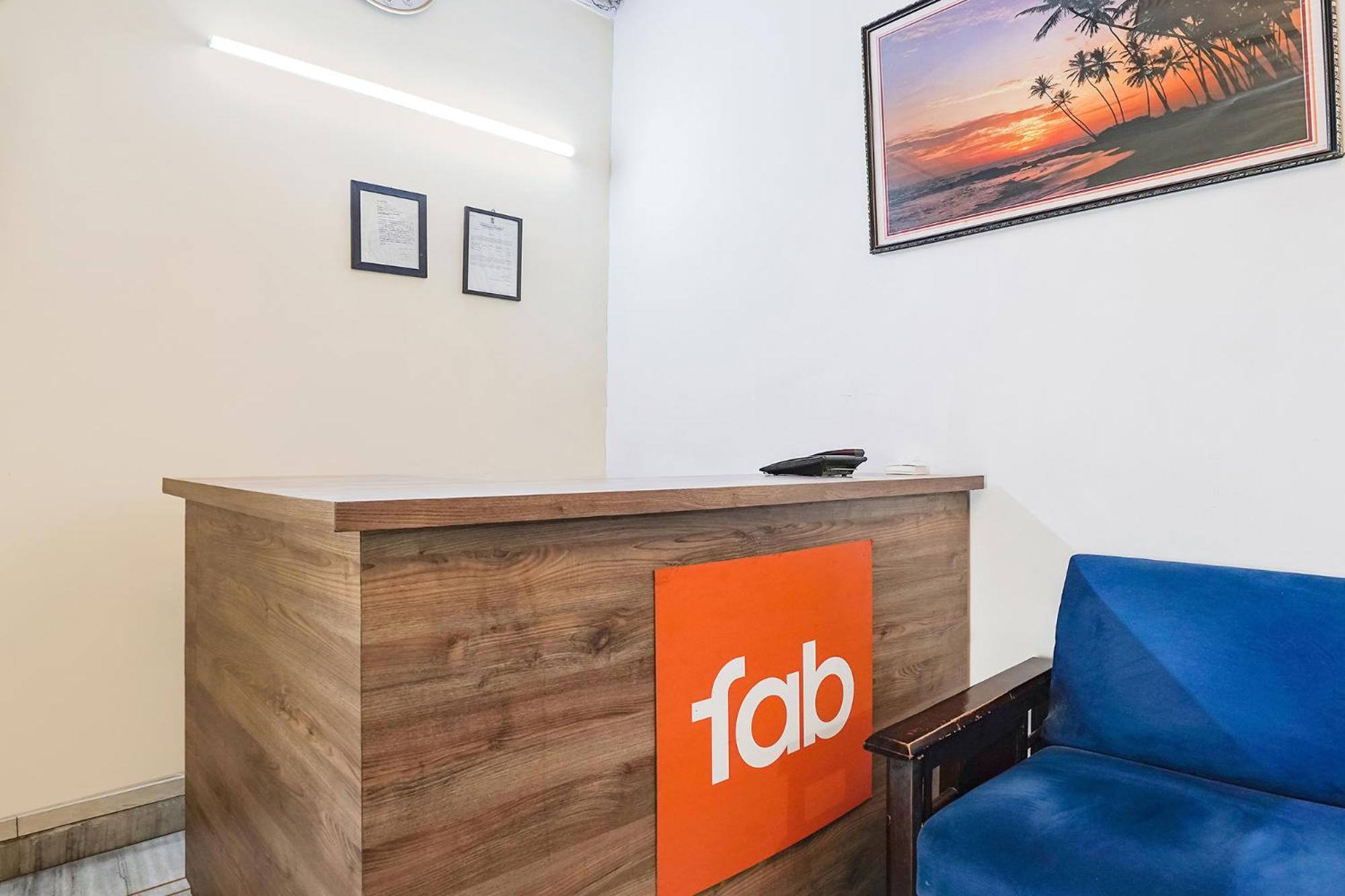 Fabexpress Ivy Inn Sector 35 نويدا المظهر الخارجي الصورة